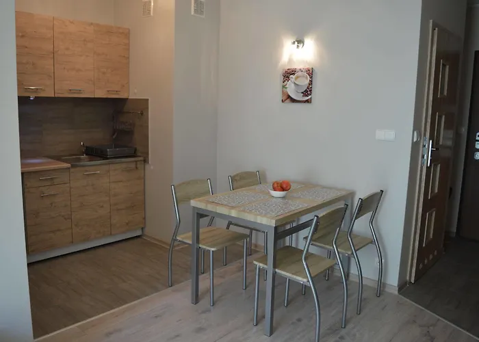 Family Homes - Sonoma Apartment *