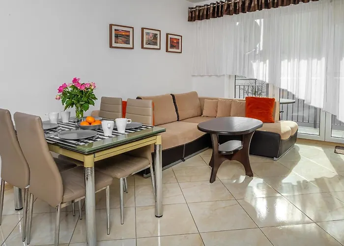 Family Homes - Sonoma