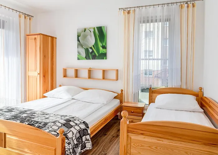 Family Homes - Sonoma *